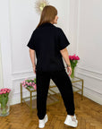 Knit set с cotton, elastane и polyester, в мека и комфортна текстура, подходящ за ежедневна носия.
