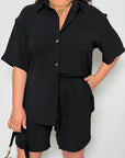 Shirt and shorts set с polyester и elastane, изображение на модел с летен летен стил.