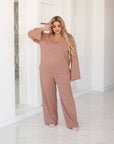 Структуриран knitwearен комплект от polyester и spandex, подходящ за ежедневна носия.