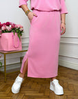 Knit set with skirt в светъл цвят, изработен от 97% polyester и 3% spandex, за ежедневен стил.