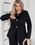 Стилно дамско Blazer with statement buttons , polyester, viscose и spandex, изображение на моден модел.