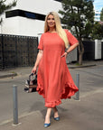 Loose-fit dress with ruffles