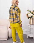 Knit set with checkered inserts , мек и стиlinen , от polyester и spandex, показан на изображението.