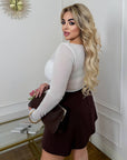 Draped blouse от polyester и spandex, с елегантен дизайн и стиlinen вид, подходяща за ежедневна и вечерна визия.