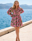 Kurzes Blumenkleid