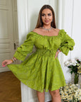 Robe courte en organza