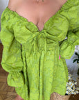 Robe courte en organza