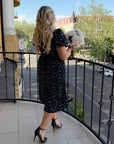 Vestido floral por debajo de la rodilla