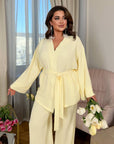 Loose-fit set от linen и polyester, стиlinen и комфортен за ежедневна носия.