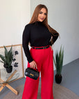 Soft turtleneck jumper from white cotton blend, suitable for everyday style, with elastane for comfort.