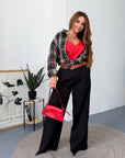 Women's wide-leg trousers made from polyester, viscose and spandex, model from Composition, light and stylish for everyday wear.