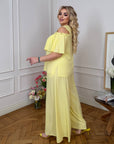 Комплект от памучна Fabric с волан, съдържание 70% cotton и 30% polyester, изображение на елегантен дизайн.