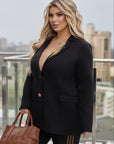 Стилно дамско Printed blazer , изработено от polyester, lycra и nylon, показано на изображението.
