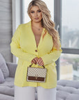 Стиlinen Beige satinен Printed blazer , polyester и lycra, подходящо за ежедневен и бизнес стил.