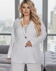 Стилно мъжко Printed blazer , направено от polyester, lycra и nylon, подходящо за ежедневен и елегантен стил.