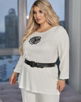 Ribbed fabric set with a belt , polyester и lycra, подходящ за ежедневна носия, в изображението.