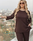 Ribbed fabric set with stripes , Compositionен от polyester, lycra и nylon, подходящ за ежедневна употреба.