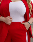 Pants and blazer set with stripes , polyester и lycra, стиlinen и елегантен за бизнес или ежедневно носене.