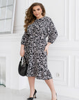 Crepe dress with ruffles на марка YR, polyester 80%, lycra 2%, nylon 18%, изображение на модел или детайл.
