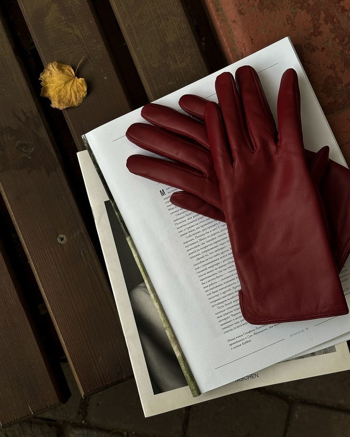 Best Fabrics for Fall Clothing: Cozy, Stylish, and Practical