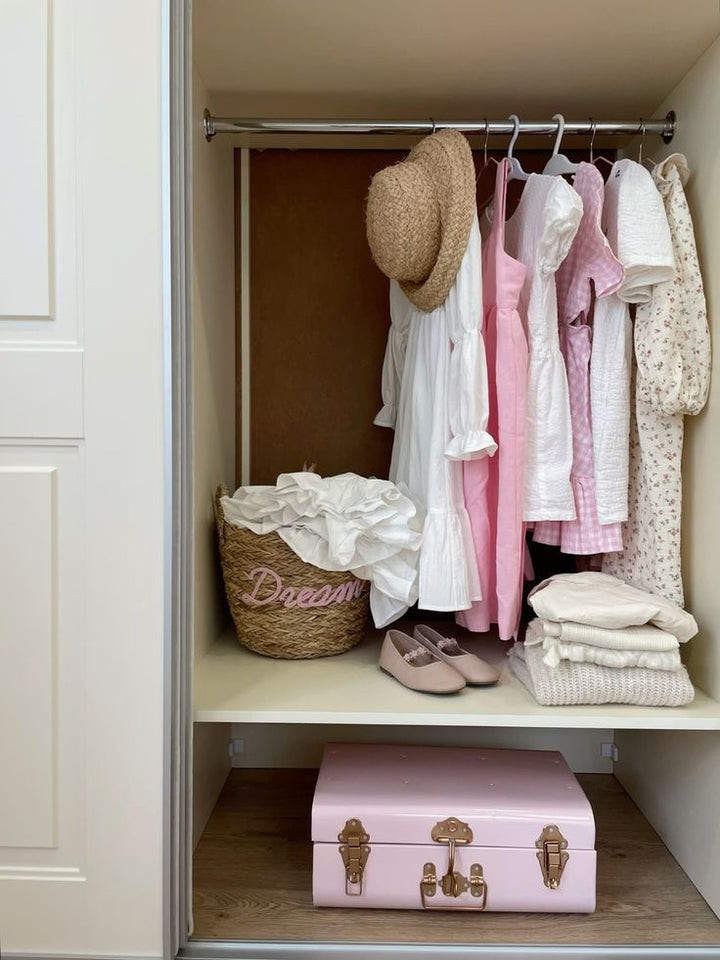 Tips for Storing Summer Clothes So They Last Longer