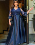 Robe longue en satin avec broderie