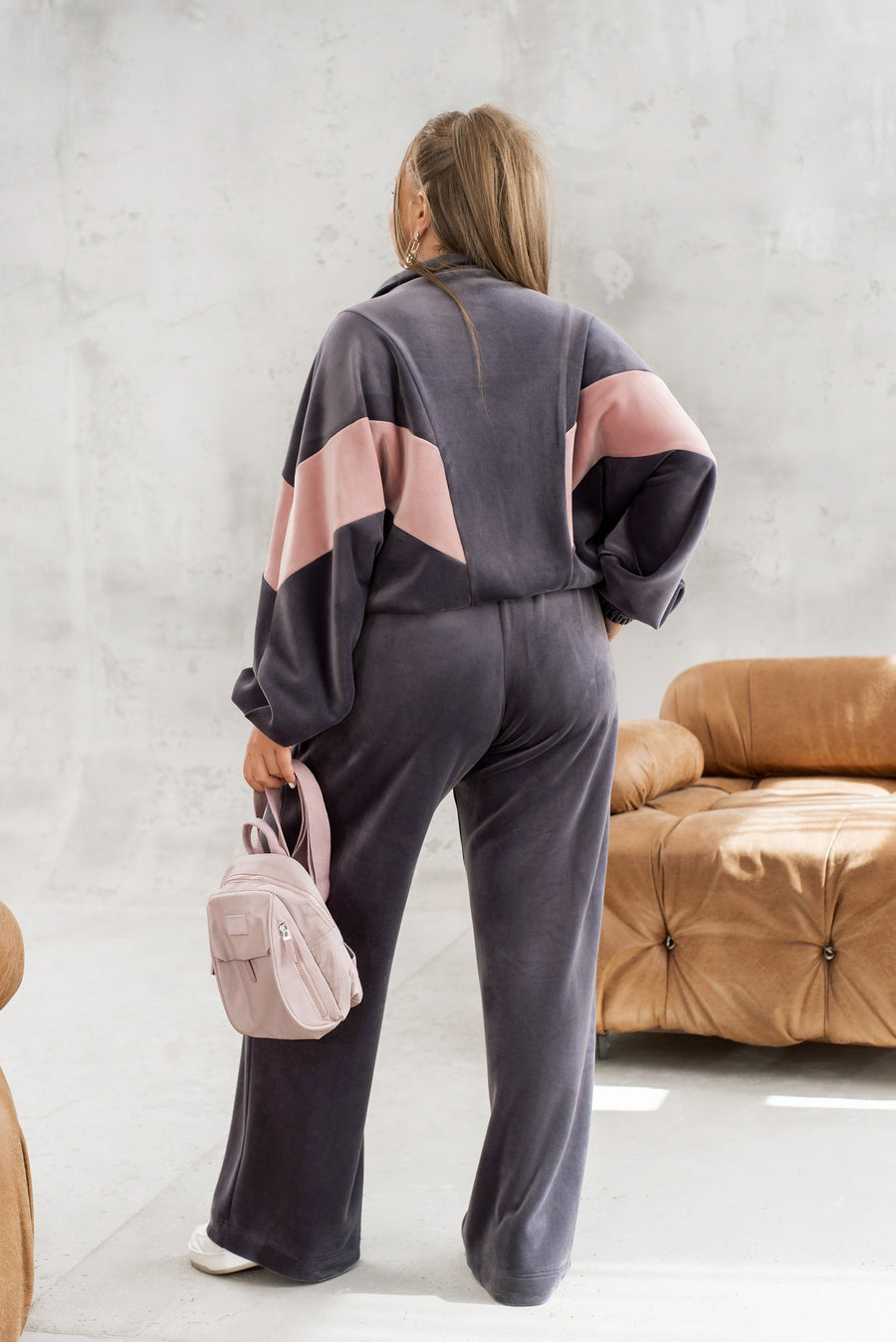 Velvet set with wide-leg pants  - Twiggy Shop