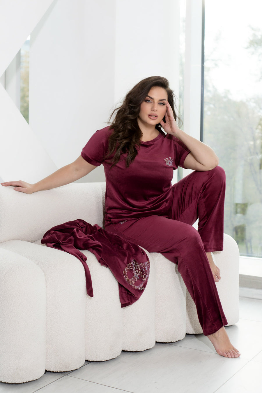 Třídílná sametová sada společenského oblečení