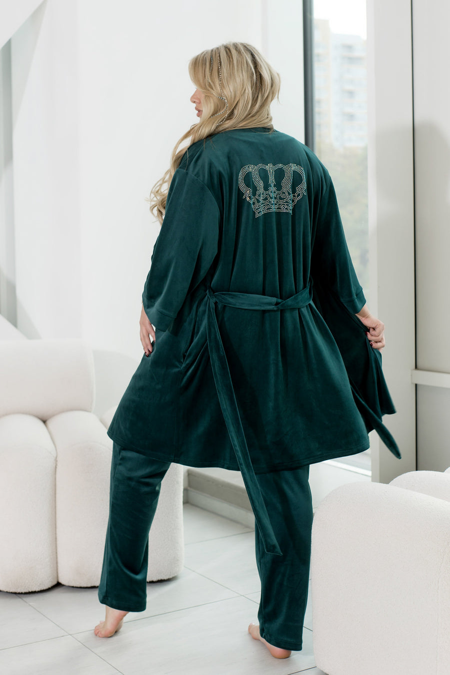 Třídílná sametová sada společenského oblečení