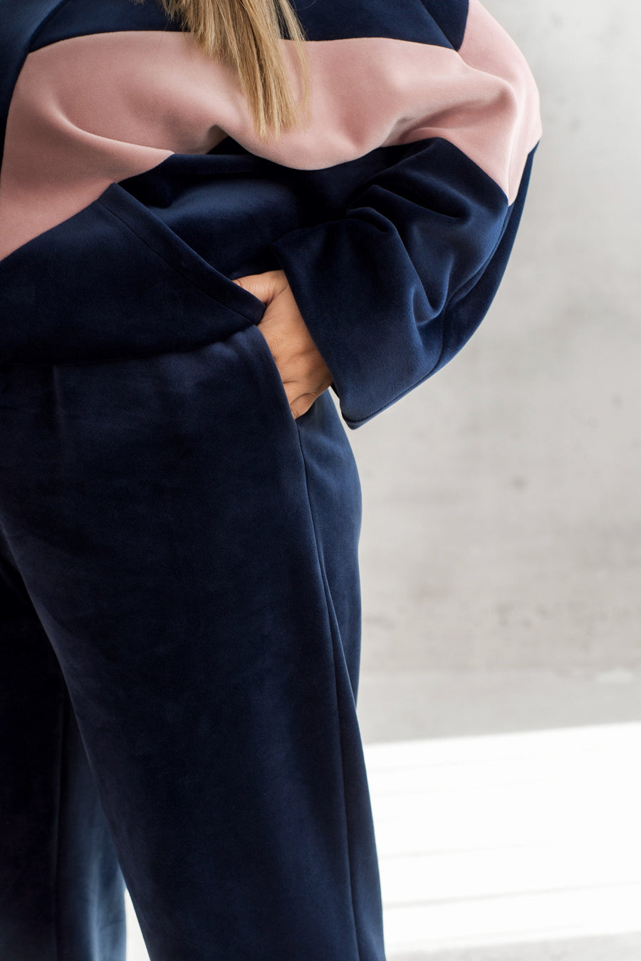 Velvet set with wide-leg pants  - Twiggy Shop