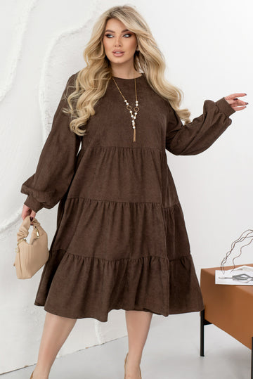 Платье из бархата в рубчик с рюшами