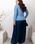 Elegant women’s blouse with draping and a decorated neckline от марка YR, polyester, viscose и elastane, изображение 284.