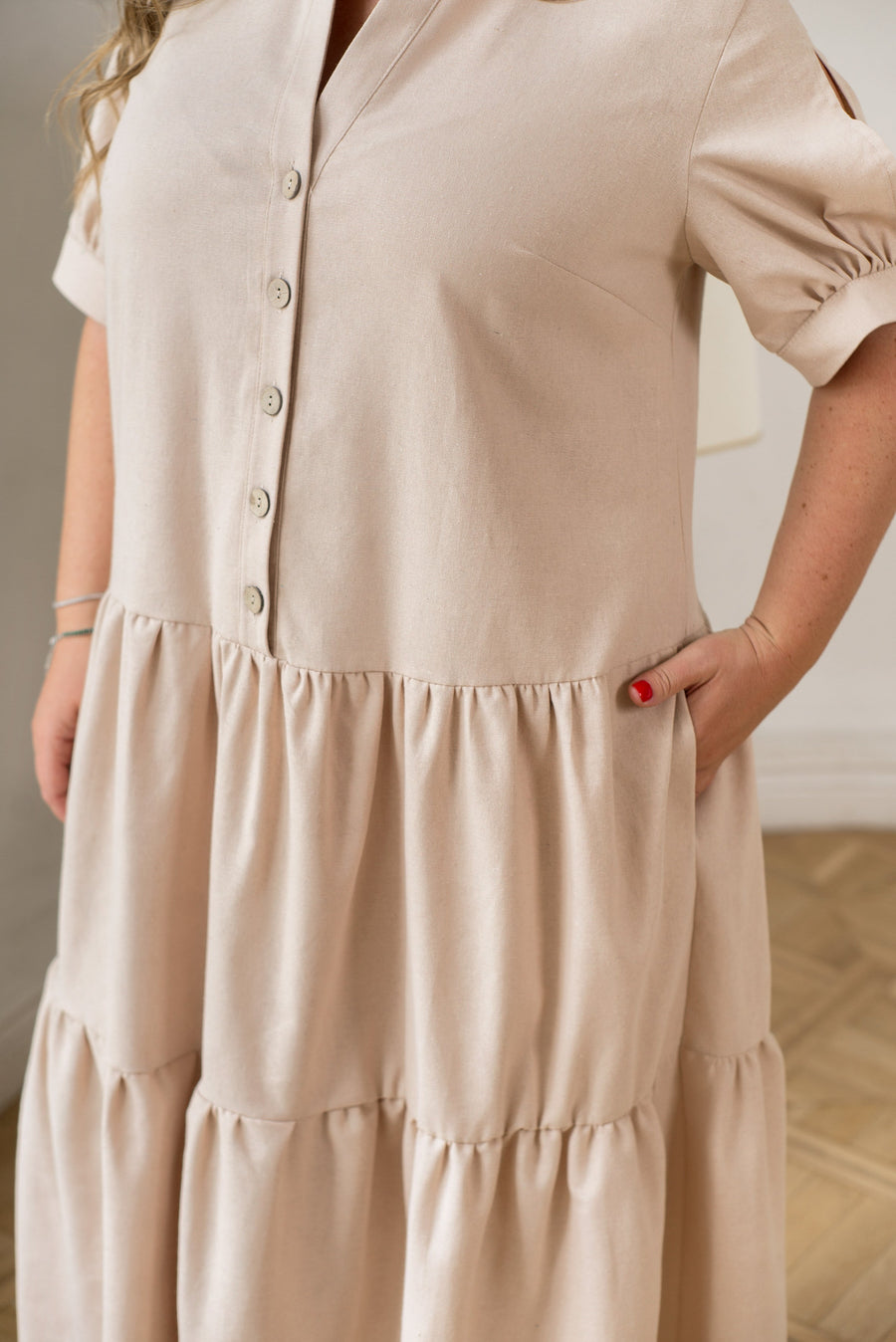 Дълго ленено рокля с копчета