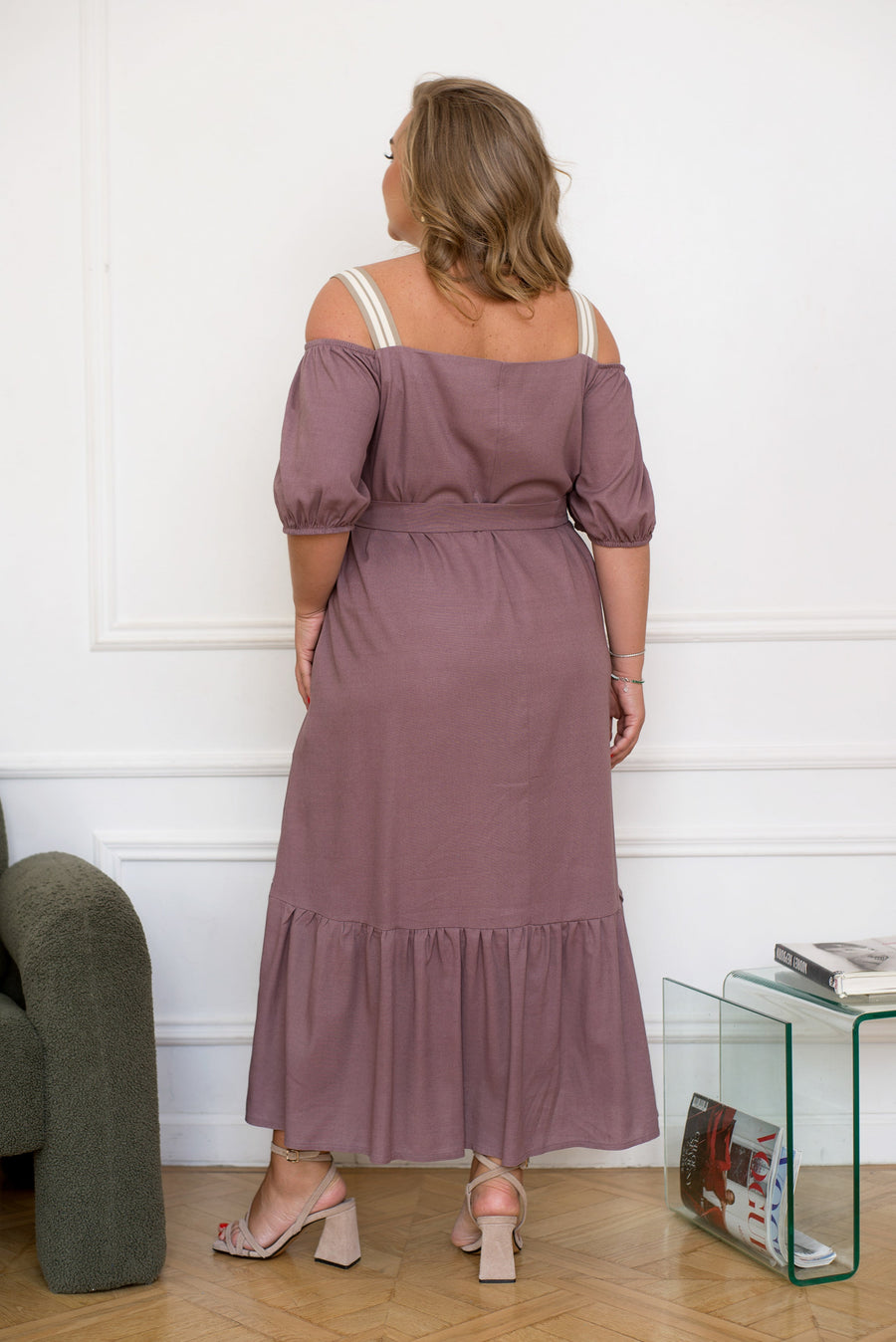 Рокля с бельо MIDI с каишки