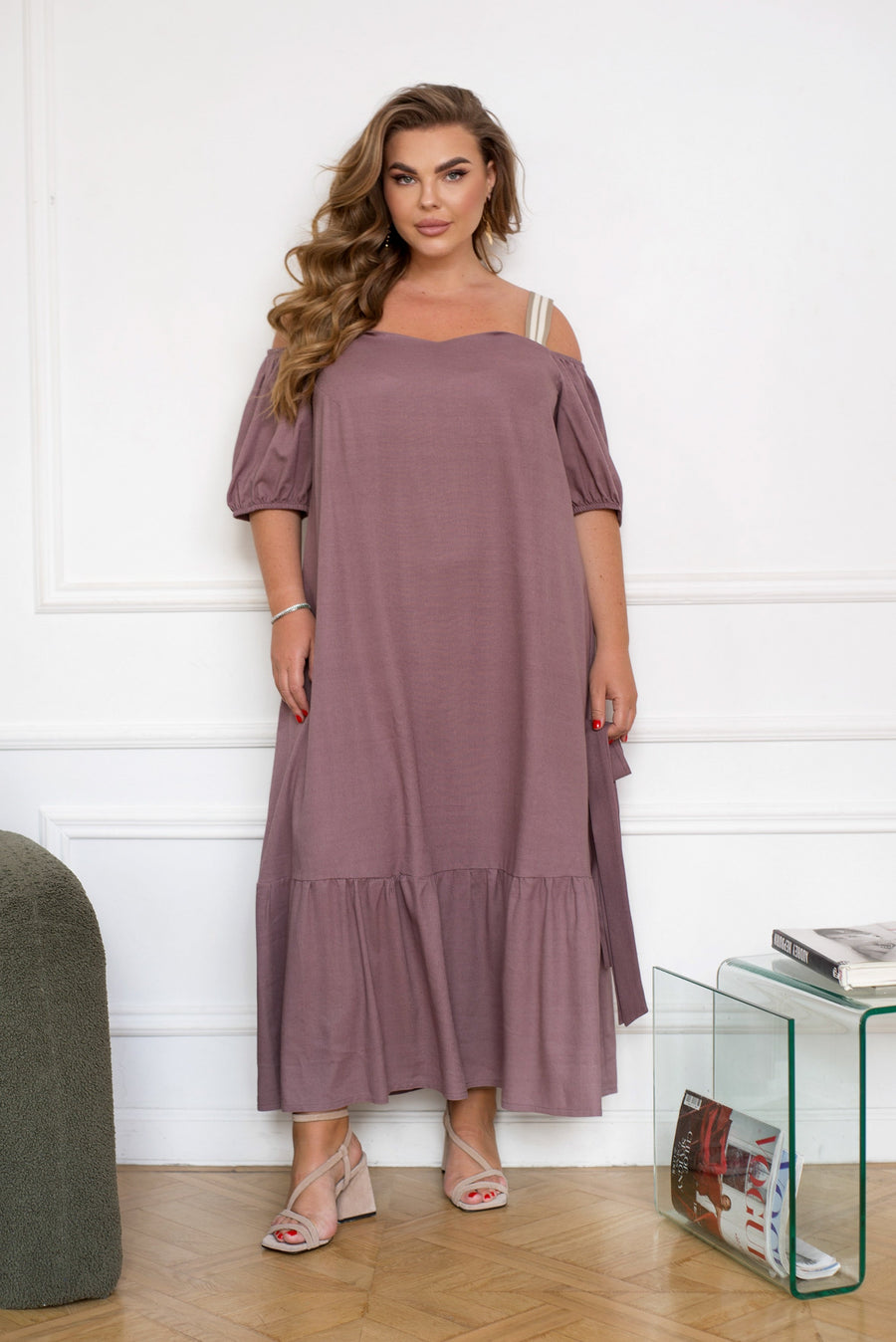 Рокля с бельо MIDI с каишки