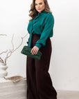 Stylish women’s blouse with a high collar and ties , марка YR, 100% polyester, изображение на блузата върху модел.