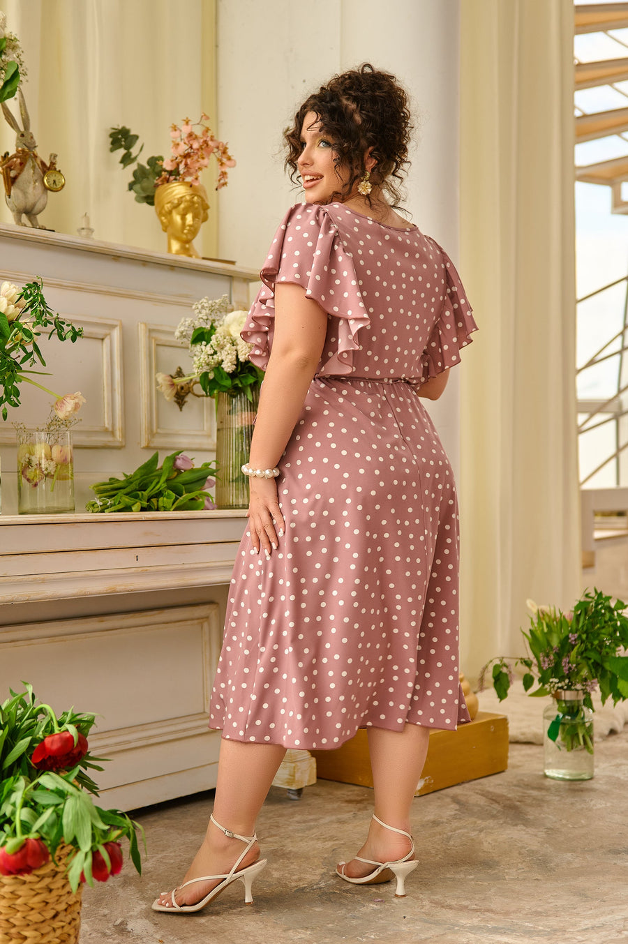 Polka dot knee-length dress