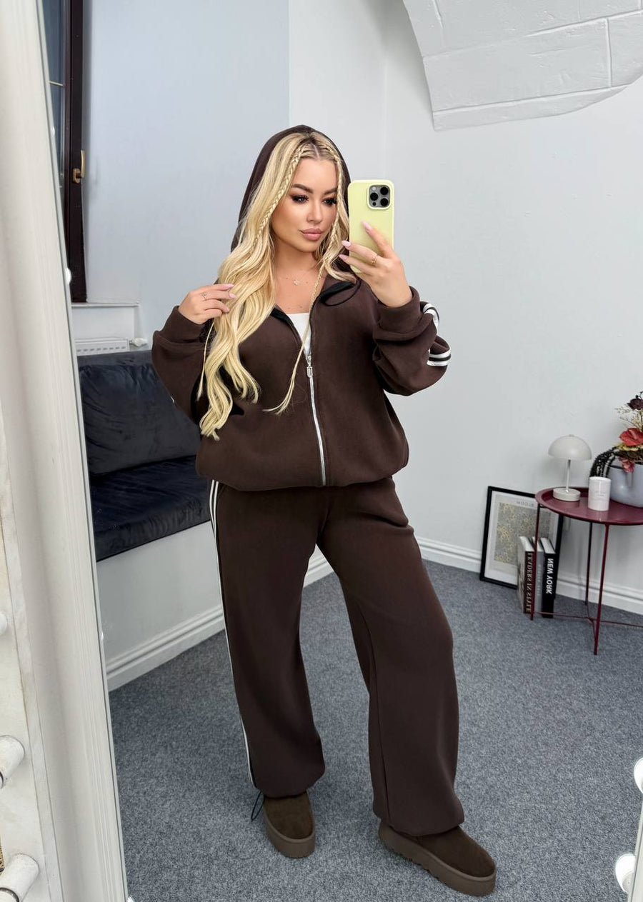 Set with side stripes  - Twiggy Shop