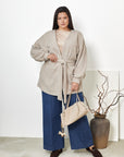 Cardigan corto e soffice con cintura