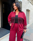 Bomber jacket and trouser set with mesh, polyester, viscose and lycra, entirely in sporty style and modern look.