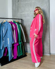 Two-piece set with pockets, polyester, viscose and spandex, suitable for everyday wear, image of a model.