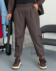 Windbreaker-fabric set made from polyester, image of soft and comfortable sporty set for everyday wear.
