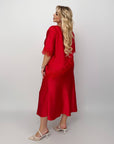 Asymmetrical lace blouse , риза от polyester, viscose и elastane, показана на модел.
