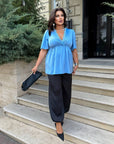 Satin blouse with lace, polyester, viscose and elastane, with delicate lace details and elegant design.