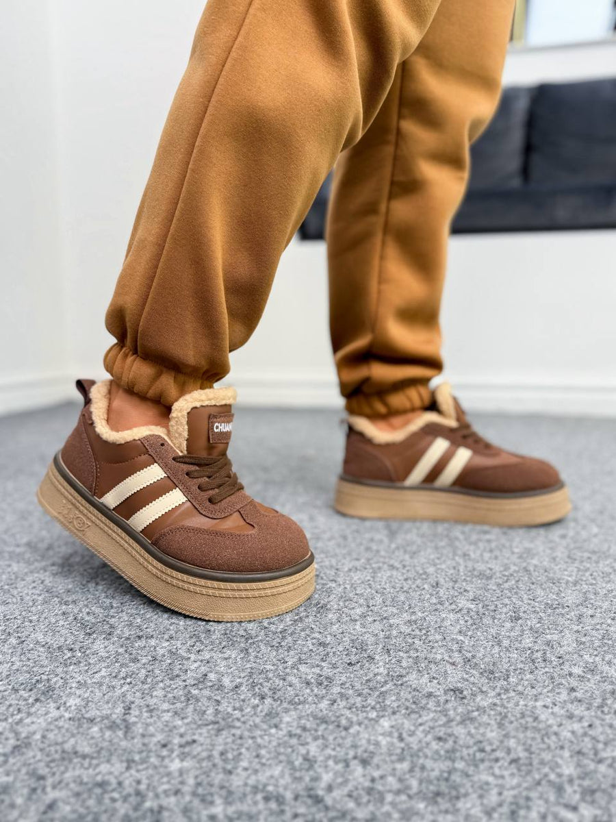 Prešívaná súprava s nápisom