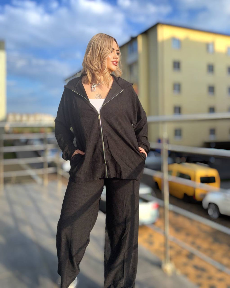 Sporty knit set with a hoodie  - Twiggy Shop