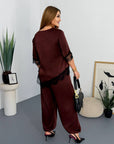Satin set with lace, polyester and viscose, with delicate details and elegant design, for romantic mood.