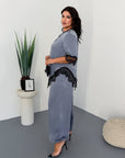 Satin set with lace, polyester, viscose and elastane, with delicate details and elegant design.
