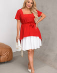 Short summer dress  от polyester със свеж дизайн, подходяща за топлите дни, изображена на снимката.
