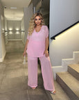 Плисиран chiffon комплект с меки и леки платове, Compositionен от 50% viscose и 50% polyester, за елегантен стил.